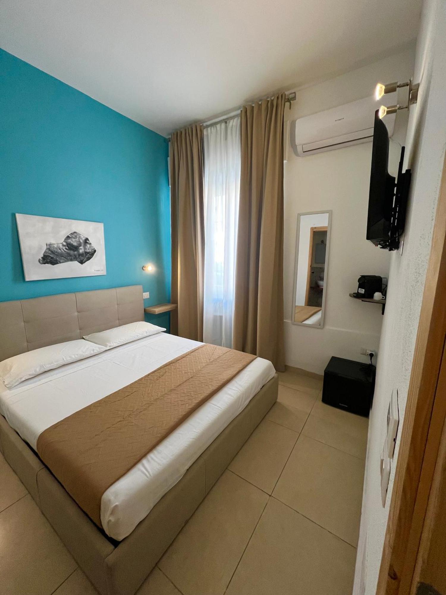 Les Chambres De Francoise Guest House Olbia Exterior foto