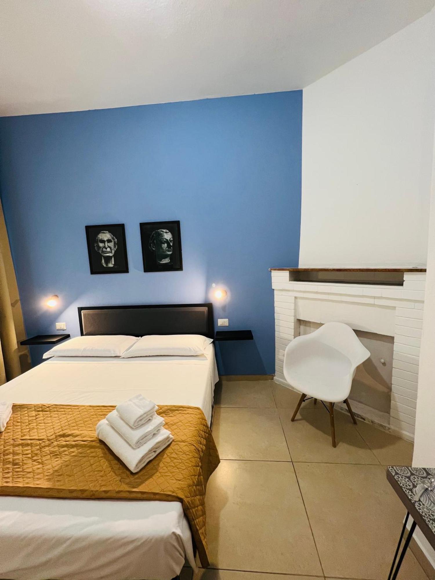 Les Chambres De Francoise Guest House Olbia Exterior foto