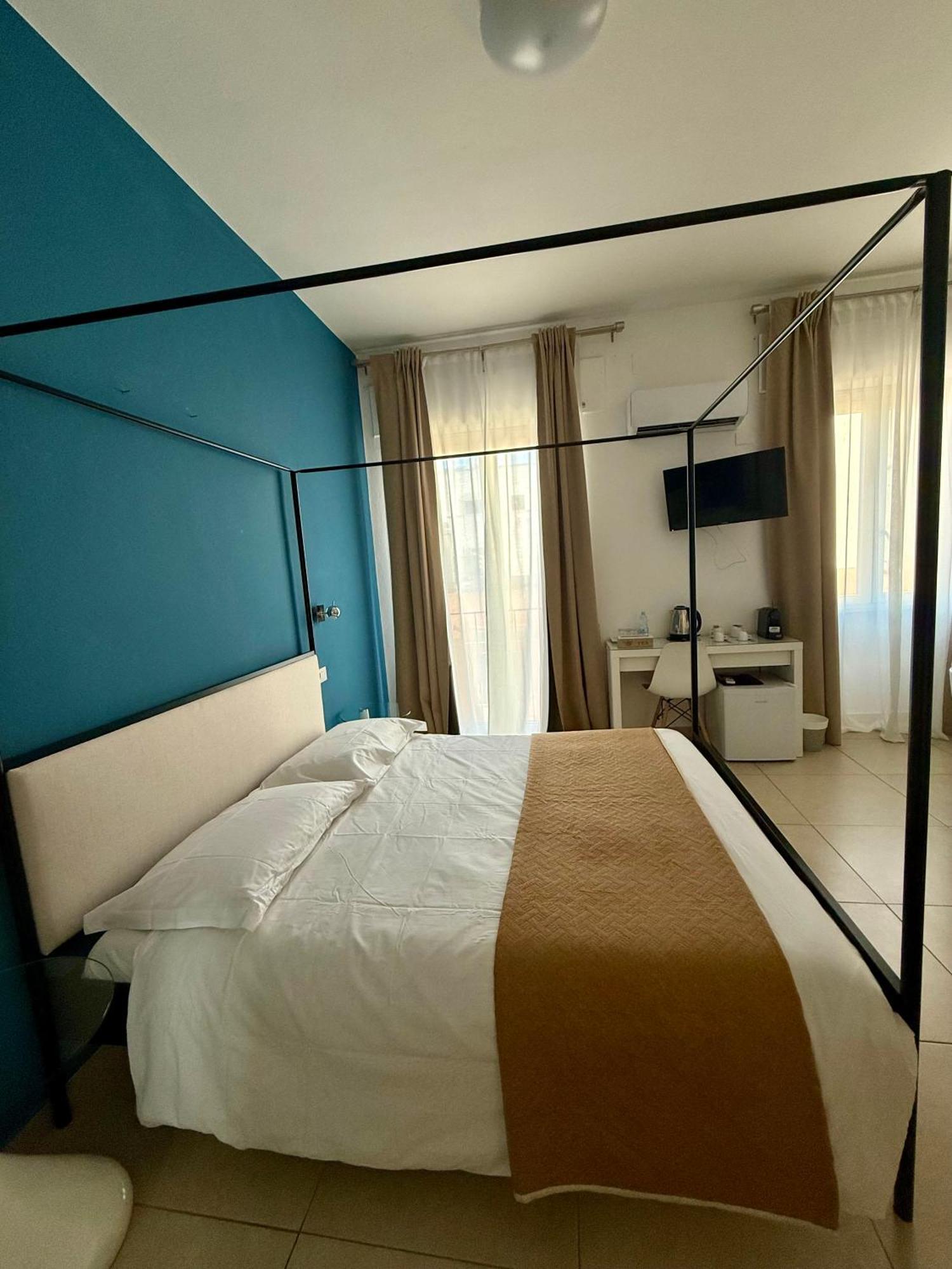 Les Chambres De Francoise Guest House Olbia Exterior foto