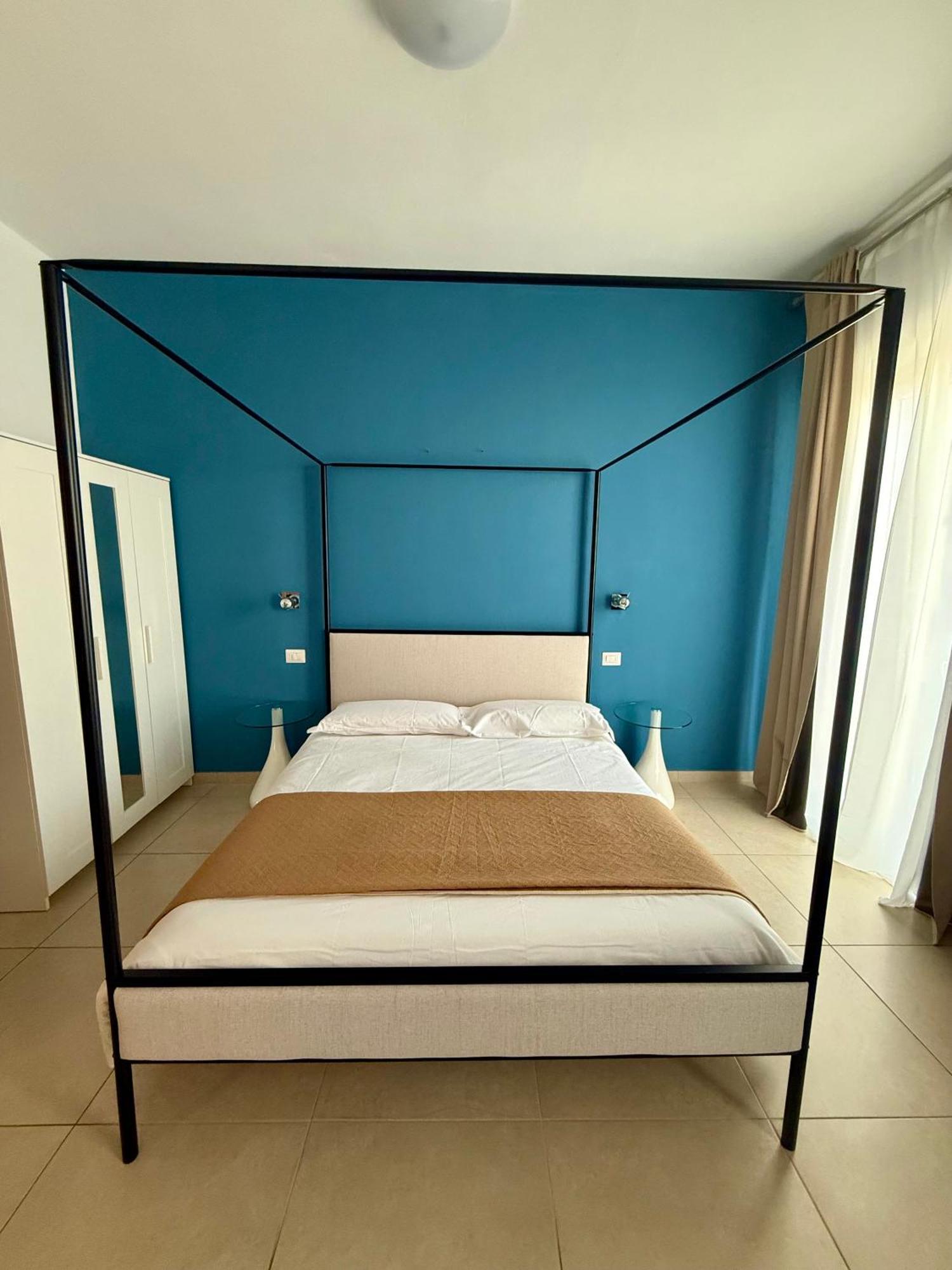 Les Chambres De Francoise Guest House Olbia Exterior foto